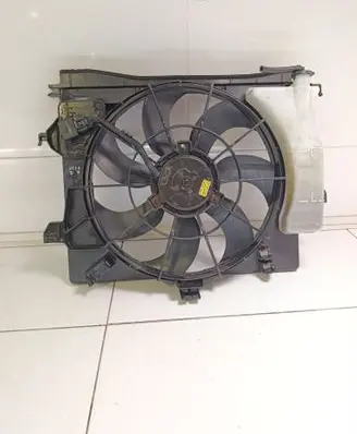Electric radiator cooling fan