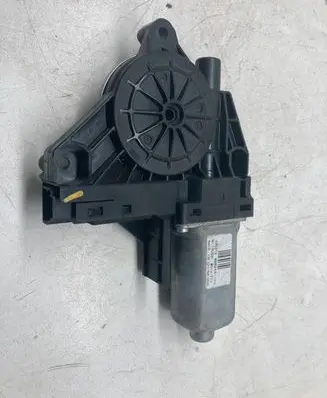 Volvo XC60 Front door window regulator motor 977426