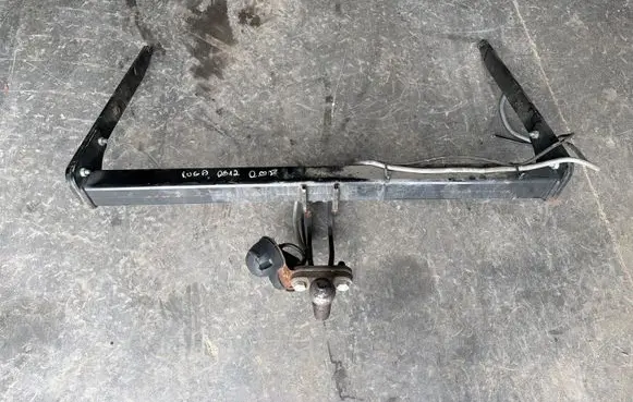 Ford Kuga II Tow bar set