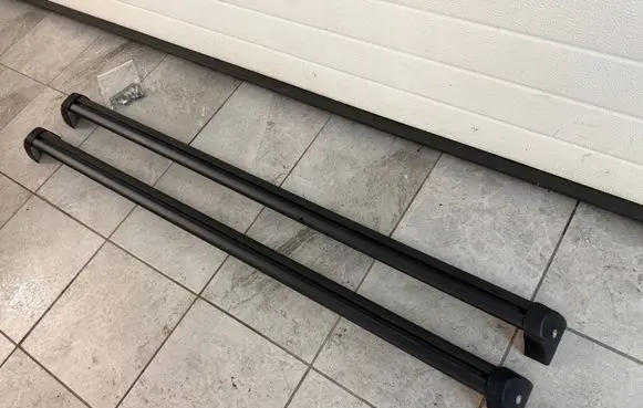 Ford Ranger IV Roof transverse bars on the 