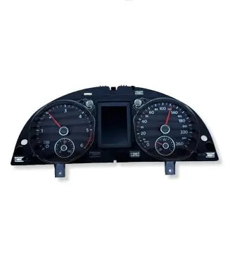 Volkswagen PASSAT B7 Speedometer (instrument cluster) 3AA920870A