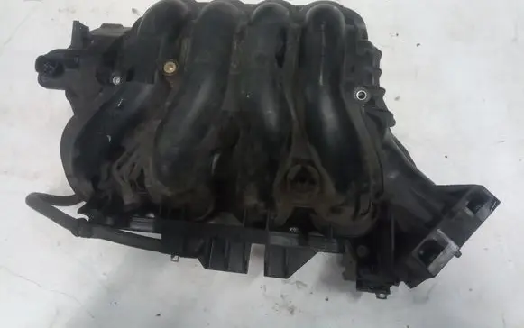 Honda CR-V Intake manifold