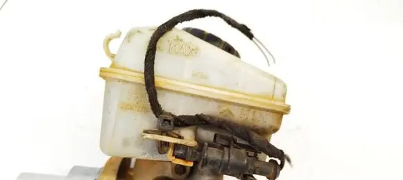 Opel Zafira B Brake fluid reservoir 32067271