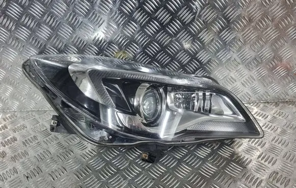 Opel Insignia A Headlight/headlamp 13426664