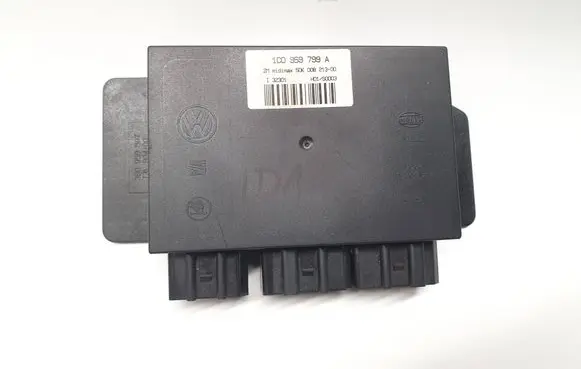 Volkswagen PASSAT B5.5 Comfort/convenience module 1C0959799A T32301 5DK00821300