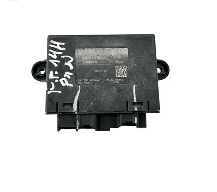 Ford Fusion II Door control unit/module DG9T14B533AK DG9T14C108AJ