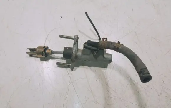 Toyota Yaris Verso Master brake cylinder