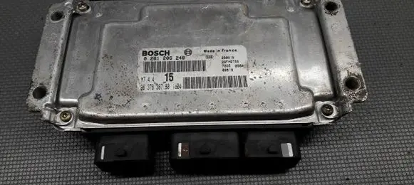 Peugeot 106 Engine control unit/module ECU 0261206246