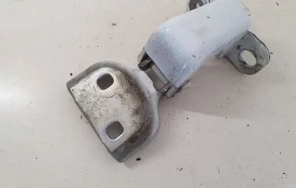 Opel Vivaro Front door upper hinge 