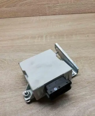 Toyota Corolla Verso AR10 Window wiper relay 150696