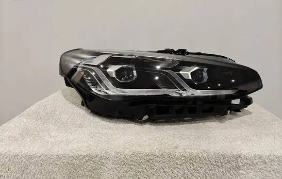Headlight/headlamp