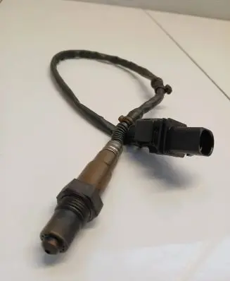 Volkswagen Touareg I Lambda probe sensor 059906262b 0281004036