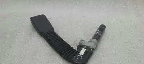 BMW 5 E39 Front seatbelt 8257788