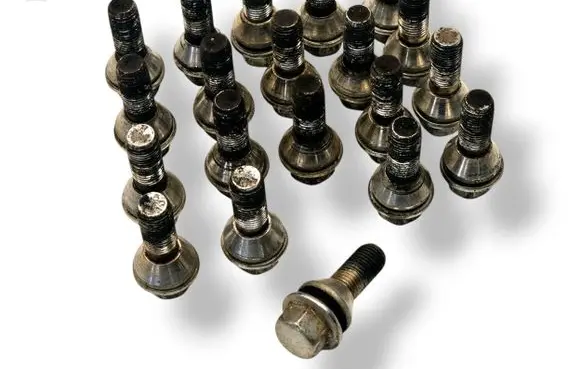 Volvo S80 Nuts/bolts 