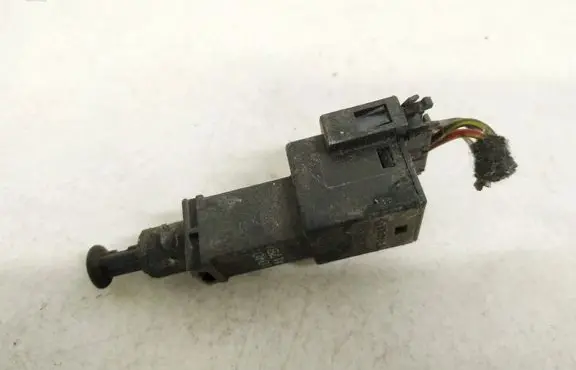 Volkswagen Golf IV Brake pedal sensor switch 1j0945511a