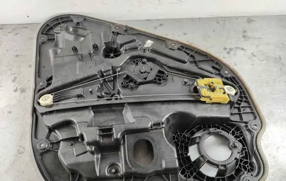 Volvo XC40 Rear window lifting mechanism without motor 32353278 30747106