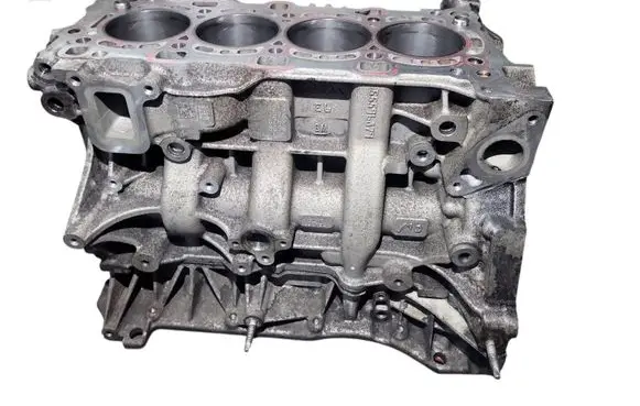 Opel Insignia A Engine block B16DTH 55596879 LVL