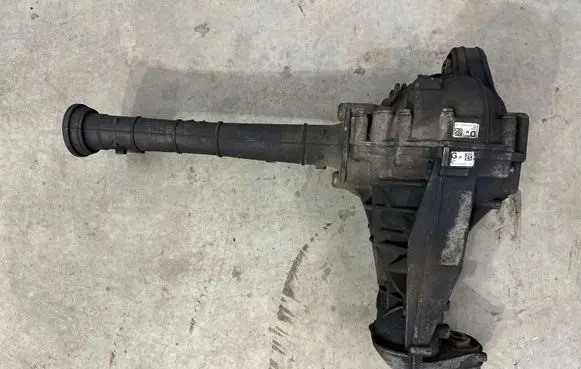 Volkswagen Touareg II Front differential 4460310118