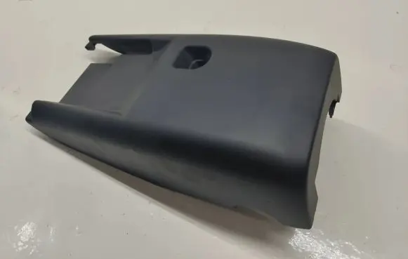 Volkswagen PASSAT B6 Steering wheel column trim 3C0858625A 0024318