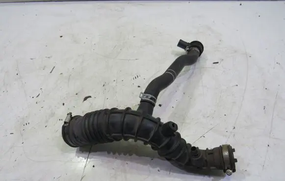 Renault Captur Air intake hose/pipe GMAUTO4574097