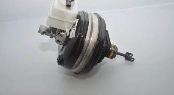 BMW 7 F01 F02 F03 F04 Brake booster 6786685