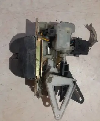 Volvo XC70 Tailgate/trunk/boot lock/catch/latch S59066622 29110 754625129112