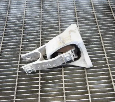 Volvo XC60 Engine mount bracket 31339951 31686814