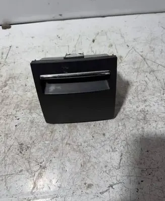 Skoda Superb B6 (3T) Ashtray (front) 1J0857961B 1T0863284A