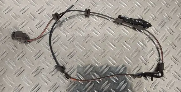 Toyota Prius+ (ZVW40) Rear ABS sensor wiring 