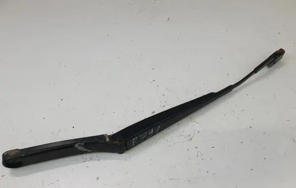 Volkswagen PASSAT B6 Windshield/front glass wiper blade 3C1955409C