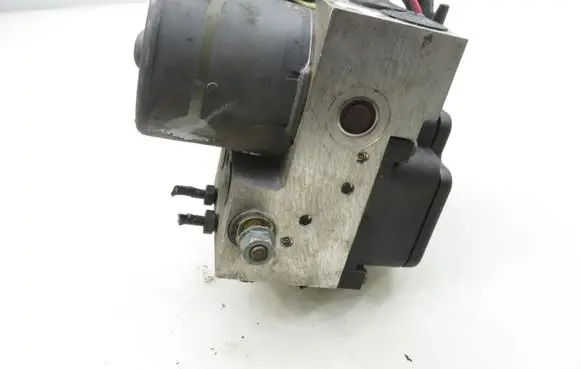 Volkswagen PASSAT B5.5 ABS Pump 0265202401