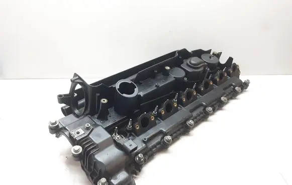 BMW 7 E65 E66 Rocker cam cover 7789395 11127789395