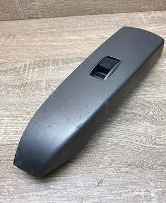 Toyota Prius (XW20) Electric window control switch 7427147050