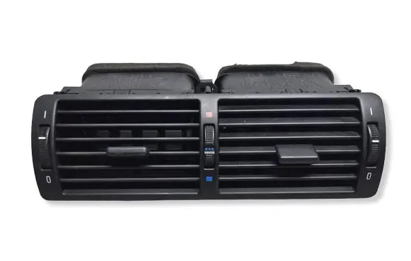 BMW 5 E39 Dash center air vent grill 8391179 83640079 C335601