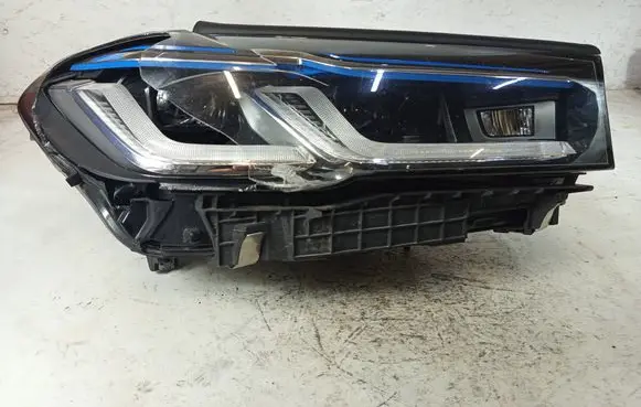 Headlight/headlamp