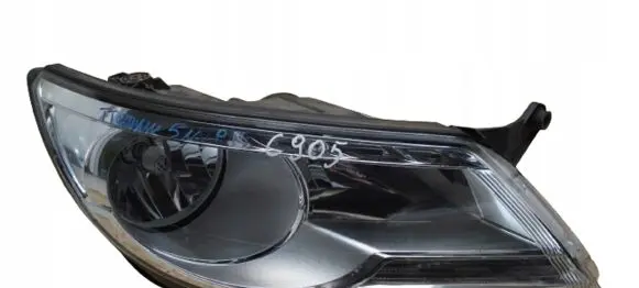 Volkswagen Tiguan Headlight/headlamp