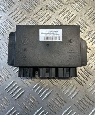 Volkswagen PASSAT B5.5 Comfort/convenience module 1C0959799A 5DK008213