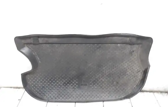 Mitsubishi Space Wagon Rubber trunk/boot mat liner 