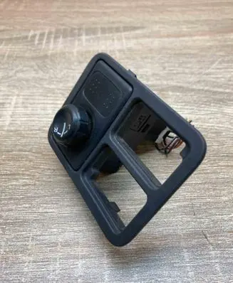 Nissan Micra Wing mirror switch NissanMirrorSwitch WithTrim