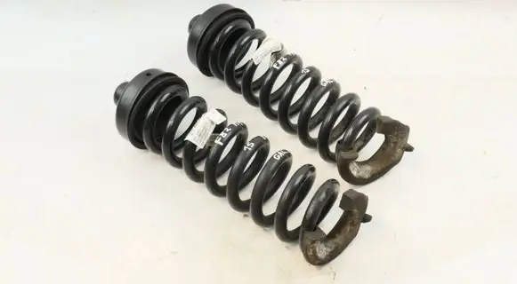 BMW M4 F82 F83 Rear coil spring 7847711 33537847711