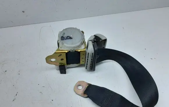 Toyota Corolla Verso E121 Third row seat belt 7L1550