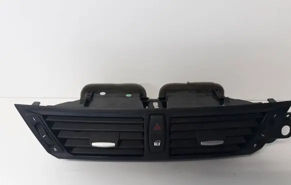BMW X1 E84 Dash center air vent grill 9258354 9258387