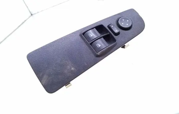 Fiat Punto (188) Electric window control switch 05009B956 807050509956 05409B822