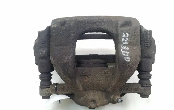 Toyota Auris 150 Front brake caliper 4773002360