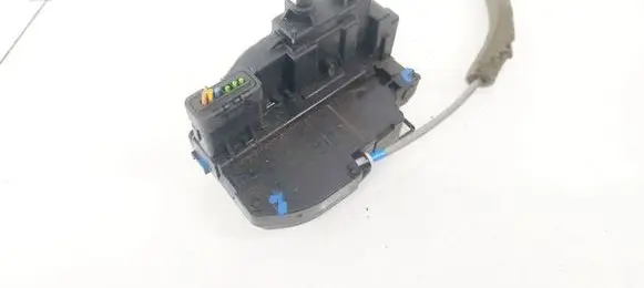 Nissan Note (E11) Rear door lock