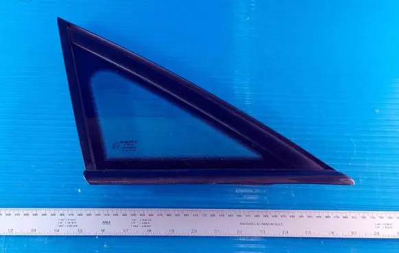 Seat Toledo III (5P) Front triangle window/glass 43R000469