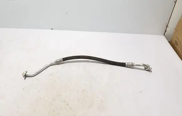 Air conditioning (A/C) pipe/hose