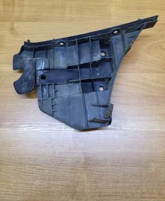 Volvo S80 Front bumper mounting bracket 31265344