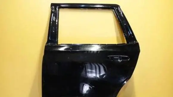 Chevrolet Tahoe Rear door GM-YUKON CHEVROLET-TAHOE 1722
