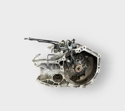 Suzuki Swift II Manual 5 speed gearbox 1c04463